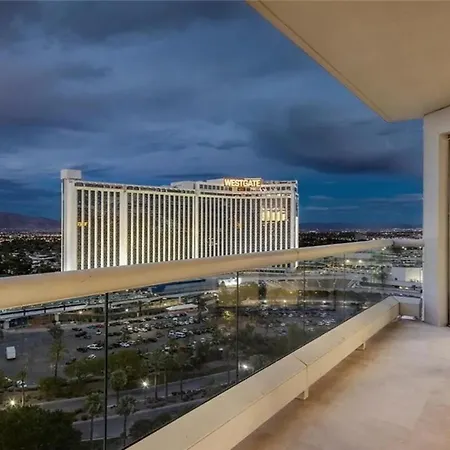 Stunning Four Bedroom Fully Professionally Remodeled Apartment Las Vegas Exterior photo